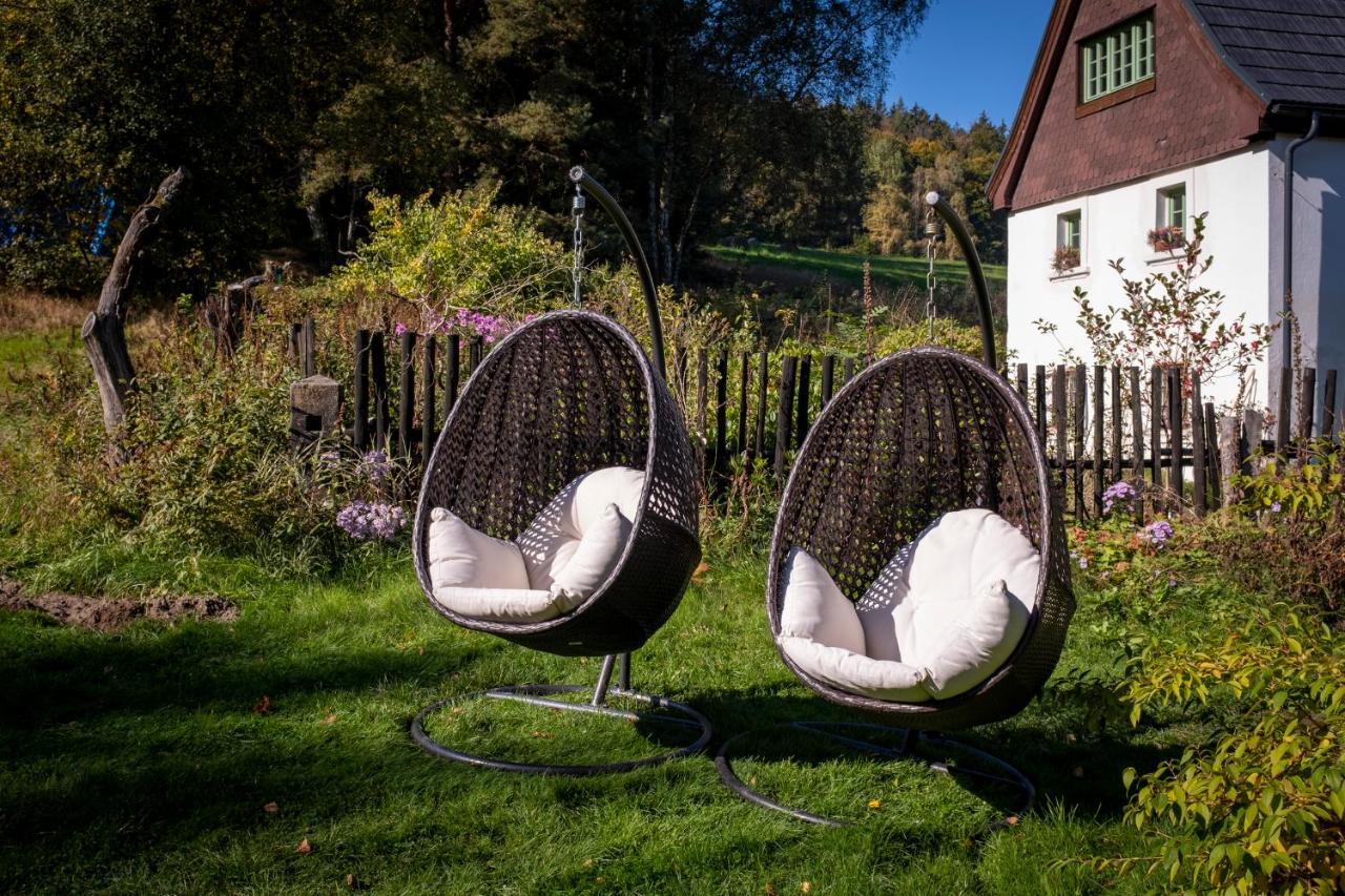 Enjoy Cozy Romance Hills Forest Gardens Views Sauna Whirlpool Bath Апартаменты